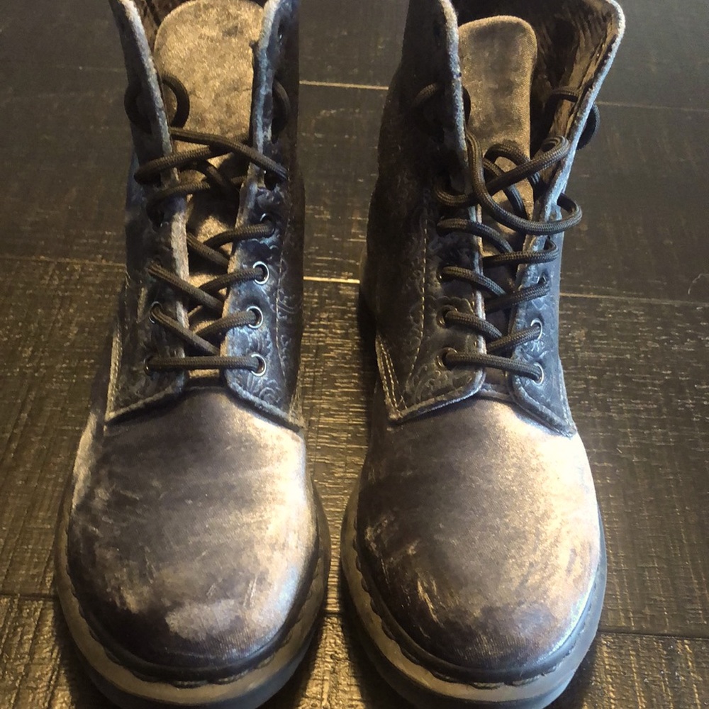 COPY - Dr martens boots